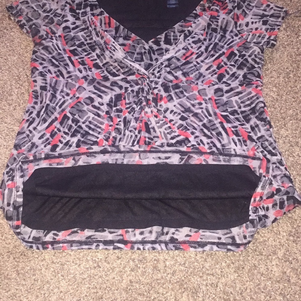 Axcess black red gray short sleeve lined top - Picture 2 of 5